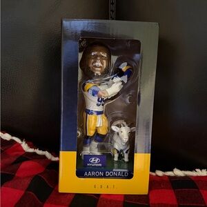 Los Angeles LA Rams Aaron Donald Bobblehead with Goat - Blue and Yellow